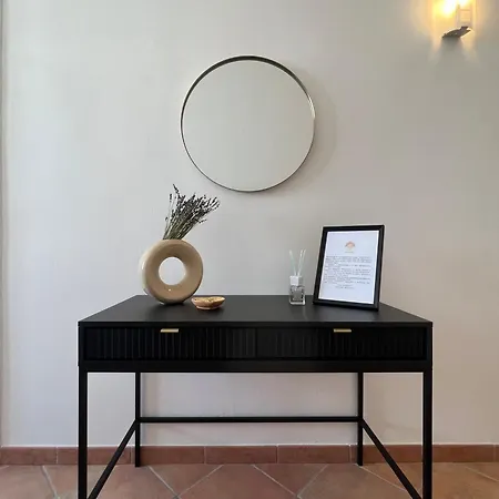 Lägenhet Punto Felice